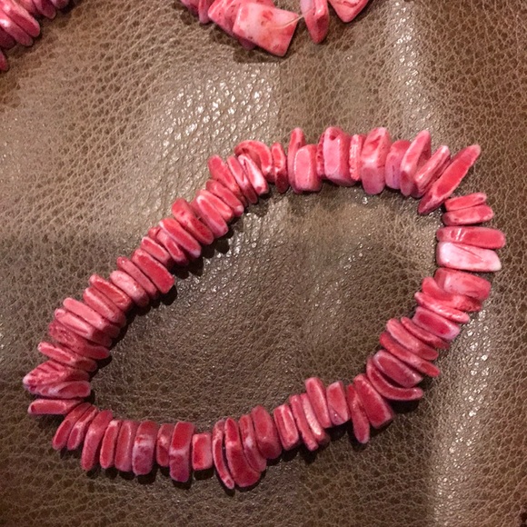 Puka Shell Necklace Set - Picture 6 of 6